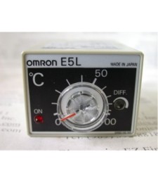 OMRON D4D-1132 PLUNGER SWITCH